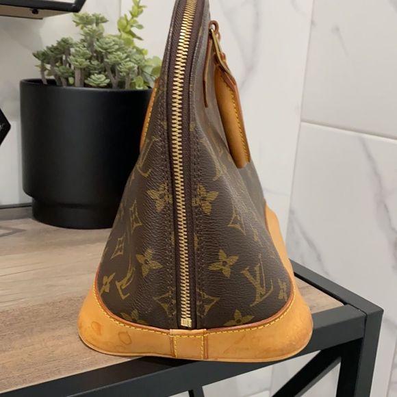 LOUIS VUITTON Monogram Alma PM - Picture 7 of 14